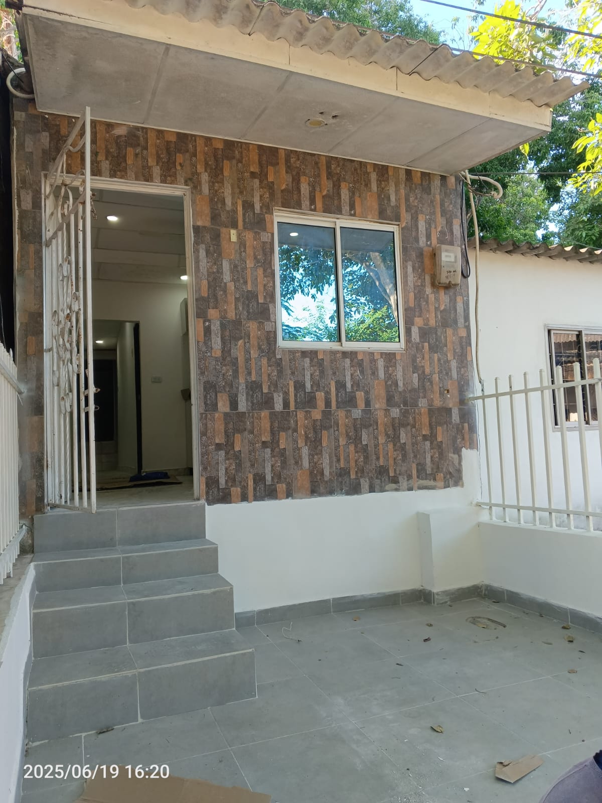 Apartamento en arriendo — Cerro de La Macarena (V0095)