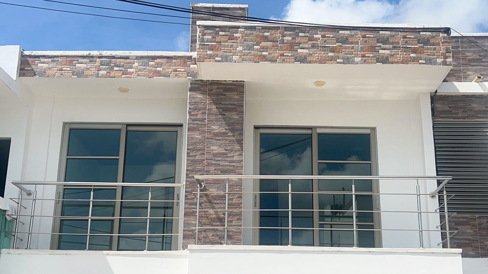 Apartamento en segundo piso en arriendo — Corozal