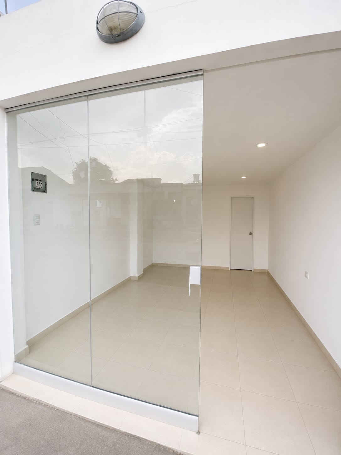 Local comercial en arriendo — Rosalba, Corozal, fotografía 2
